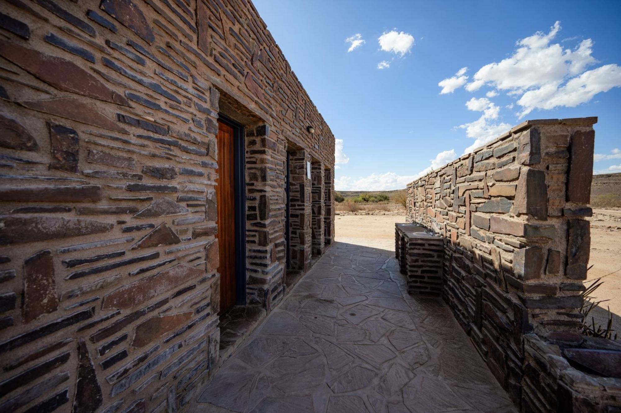 Canyon Roadhouse Campsite Fish River Canyon Δωμάτιο φωτογραφία