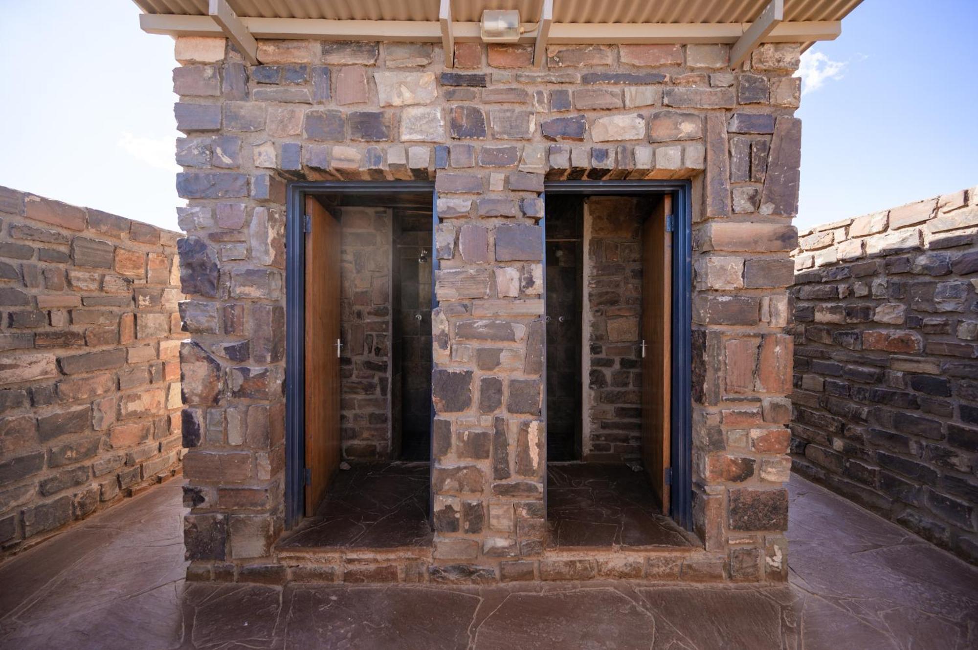Canyon Roadhouse Campsite Fish River Canyon Δωμάτιο φωτογραφία